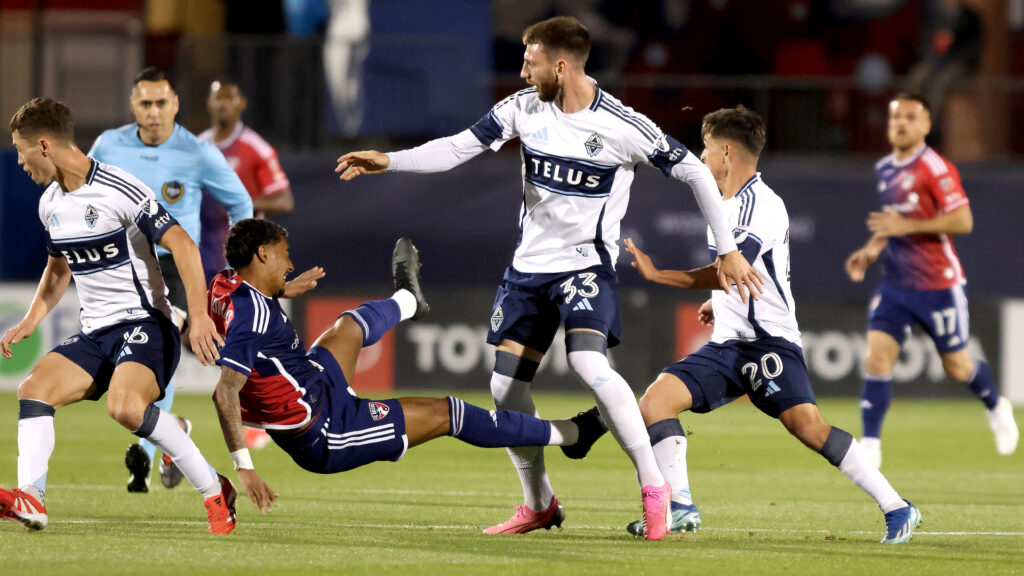 FC Dallas no pudo con Vancouver | Foto: Club Deportes / Jorge Iturralde