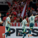 Erik Lira (derecha) festeja su tanto con la selección mexicana en un partido amistoso ante Internacional de Brasil, disputado el jueves 16 de enero de 2025, en Porto Alegre.(Liamara Polli / AP)