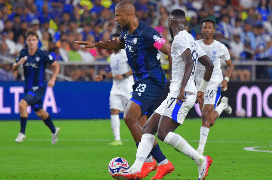 Al Hilal sufre para ganar a Pachuca y se clasifica