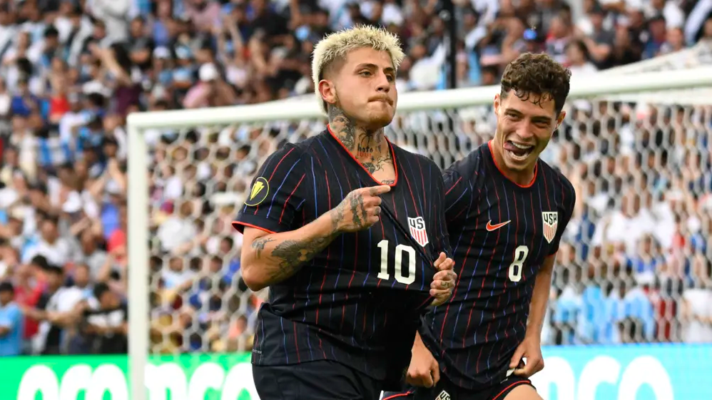 Doblete de Luna impulsó triunfo de EEUU sobre Guatemala y el pase a la final