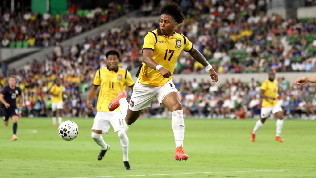 Estados Unidos y Ecuador empataron a un gol | Foto: Club Deportes / Jorge Iturralde