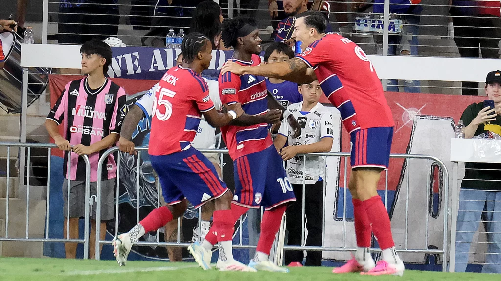 FC Dallas vence 2-0 a Querétaro en Leagues Cup | Foto: Club Deportes / Jorge Iturralde